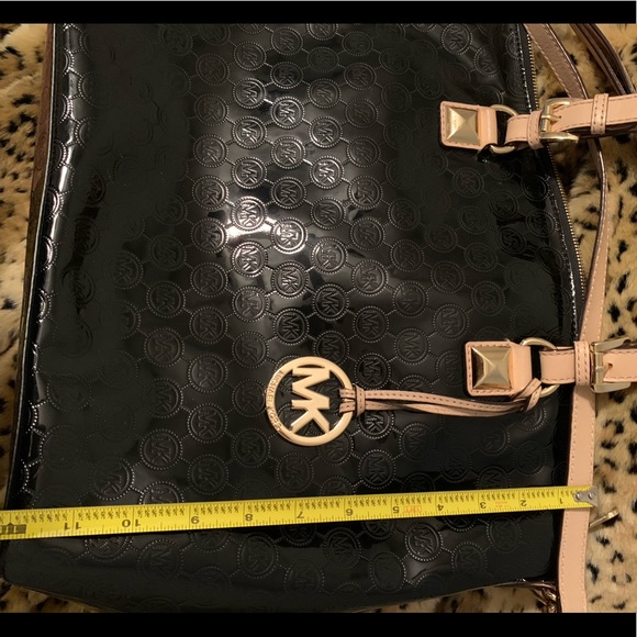Michael Kors Black MK Handbag Vinyl & Leather - Picture 5 of 8